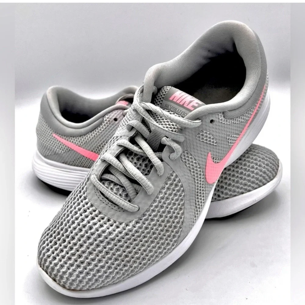 ☑️💗NIKE Revolution 4 908999-016 Women's Running Grey Pink Shoes Size 8 💗☑️ - Picture 10 of 12